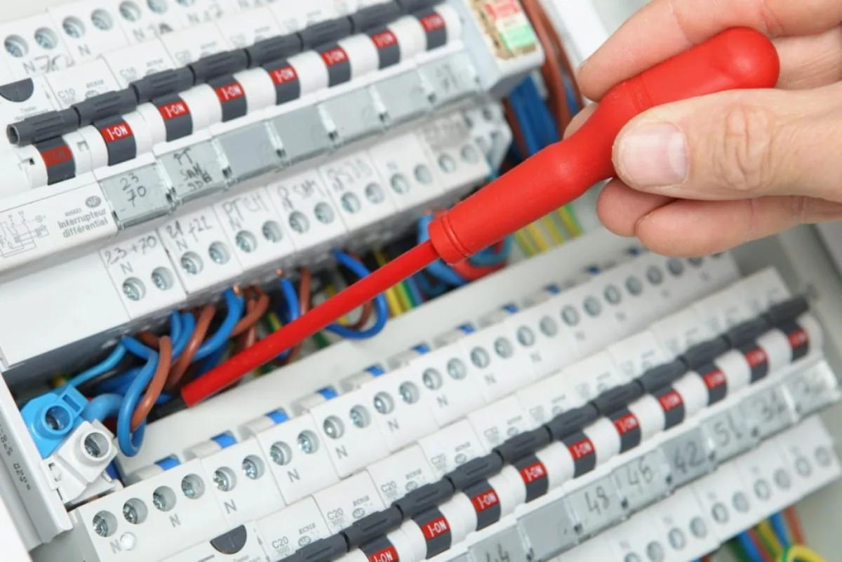 Dépannage électrique d'urgence à Nanterre